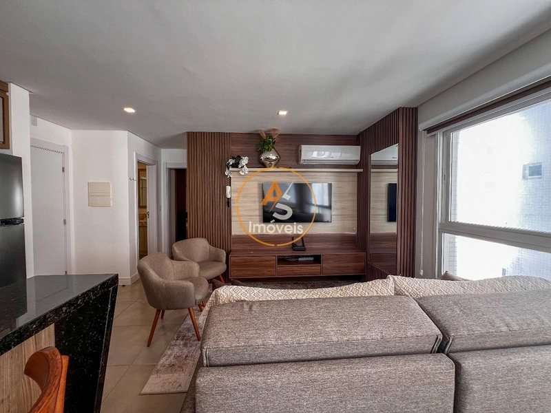 APTO DE 2 DORMITÓRIOS FINAMENTE MOBILIADO E DECORADO!!!: 4ª foto da galeria de imagens do imóvel