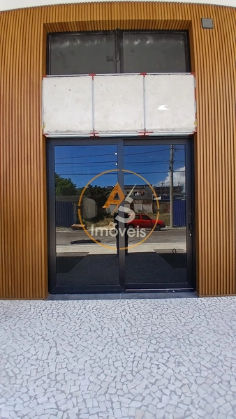 LOJA COMERCIAL NO BAIRRO MAIS NOBRE DE CAPÃO DA CANOA!!: 1ª foto da galeria de imagens do imóvel