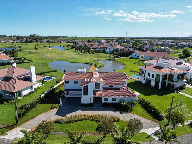 CASA NO CONDOMÍNIO GREEN VILLAGE GOLF CLUB: 1ª foto da galeria de imagens do imóvel