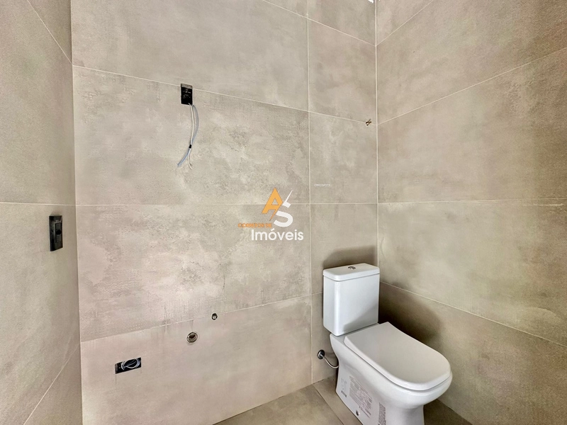 SOBRADO BEIRA LAGO À VENDA NO CONDOMÍNIO  CAPÃO ILHAS RESORT: 16ª foto da galeria de imagens do imóvel