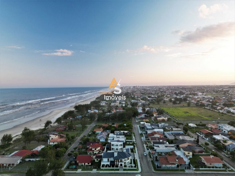 MANSÃO NEOCLÁSSICA  À VENDA MAIS DE 1000 metros: 3ª foto da galeria de imagens do imóvel