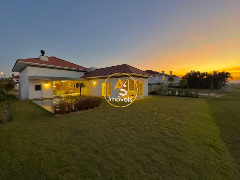 EXCELENTE CASA NO CONDOMÍNIO GREEN VILLE COM CAMPO DE GOLF!!!: 16ª foto da galeria de imagens do imóvel