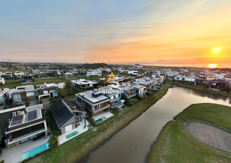 SOBRADO À VENDA CONDOMÍNIO CAPÃO ILHAS RESORT: 3ª foto da galeria de imagens do imóvel