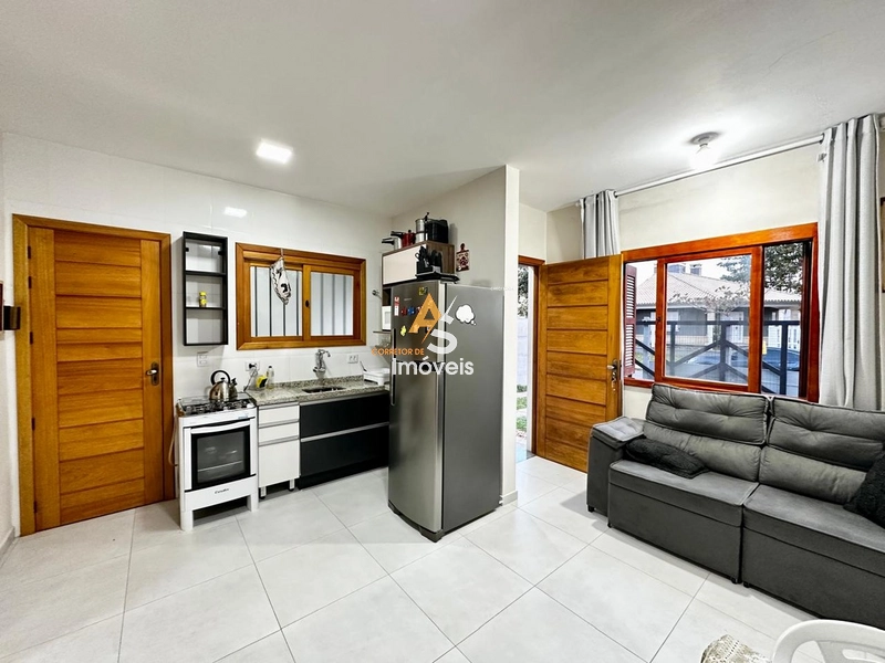 CASA APENAS 2 QUADRAS DO MAR!!!: 9ª foto da galeria de imagens do imóvel