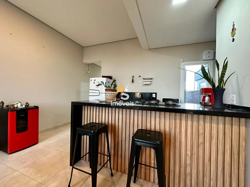 CASA À VENDA A 30 METROS DO MAR: 24ª foto da galeria de imagens do imóvel