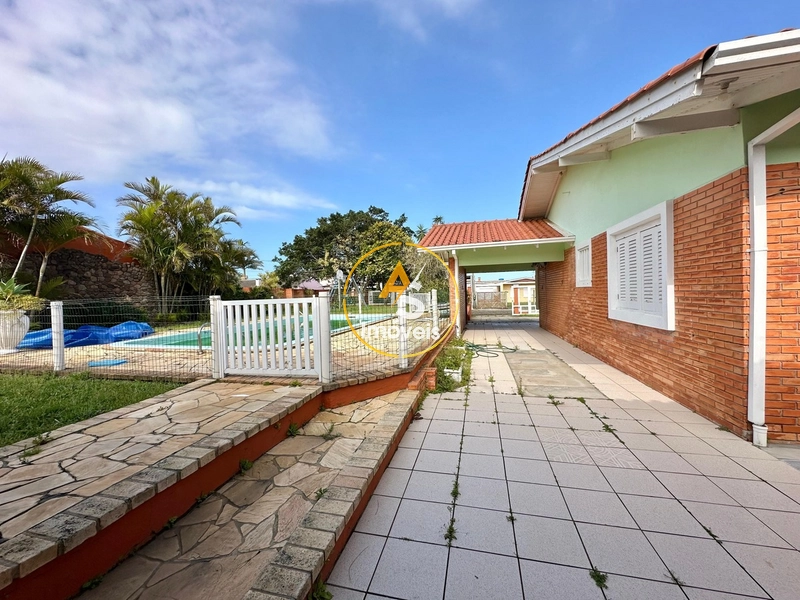 EXCELENTE CASA COM ANEXO EM XANGRI-LÁ!!!: 12ª foto da galeria de imagens do imóvel