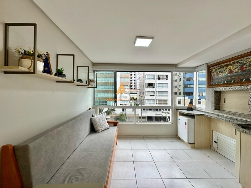 APARTAMENTO À VENDA DE FRENTE PARA AVENIDA VISTA PARA O MAR: 8ª foto da galeria de imagens do imóvel