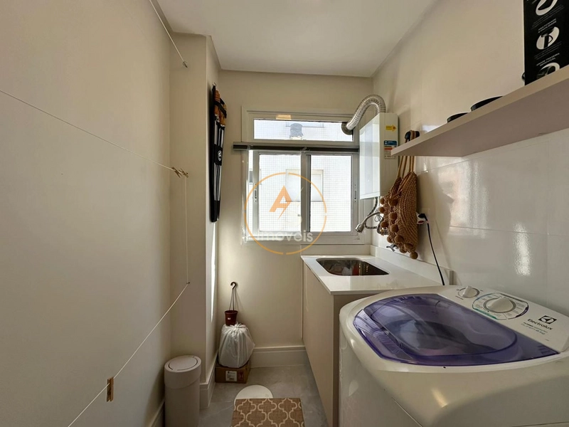 APARTAMENTO À VENDA  BAIRRO NAVEGANTES PEÇAS AMPLAS, BEM ILUMINADAS E VENTILADAS. POSIÇÃO SOLAR LESTE, NORTE E SUL!: 7ª foto da galeria de imagens do imóvel