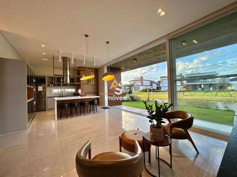 SOBRADO NO CONDOMÍNIO CAPÃO ILHAS: 23ª foto da galeria de imagens do imóvel