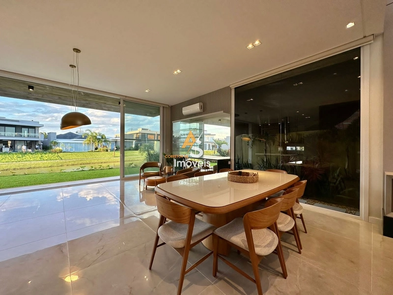 SOBRADO NO CONDOMÍNIO CAPÃO ILHAS: 18ª foto da galeria de imagens do imóvel