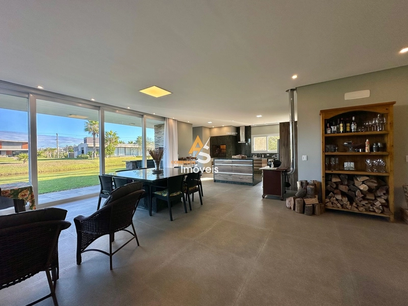 SOBRADO A VENDA!!! CONDOMÍNIO VILLAGGIO: 3ª foto da galeria de imagens do imóvel