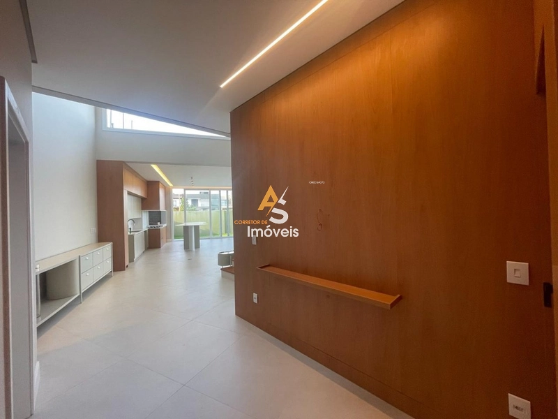 AMPLA CASA EM CONDOMÍNIO!!!: 4ª foto da galeria de imagens do imóvel