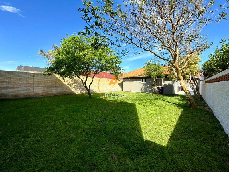 CASA TÉRREA NO CENTRO DE XANGRI-LÁ, FRENTE LESTE, DIVISA COM ATLÂNTIDA: 10ª foto da galeria de imagens do imóvel