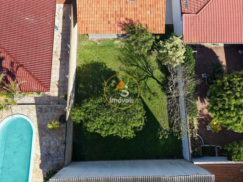 CASA TÉRREA NO CENTRO DE XANGRI-LÁ, FRENTE LESTE, DIVISA COM ATLÂNTIDA: 23ª foto da galeria de imagens do imóvel