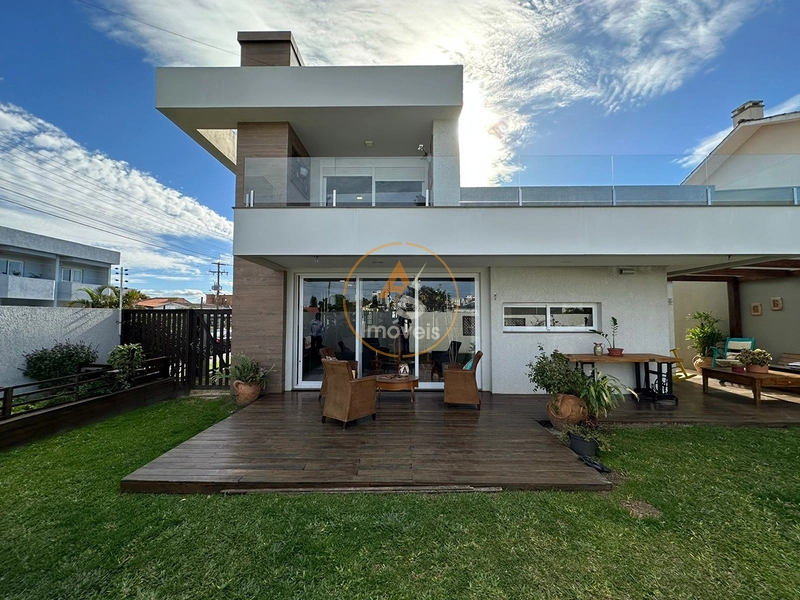 BELÍSSIMA CASA À VENDA EM CAPÃO DA CANOA!⁣!!: 10ª foto da galeria de imagens do imóvel