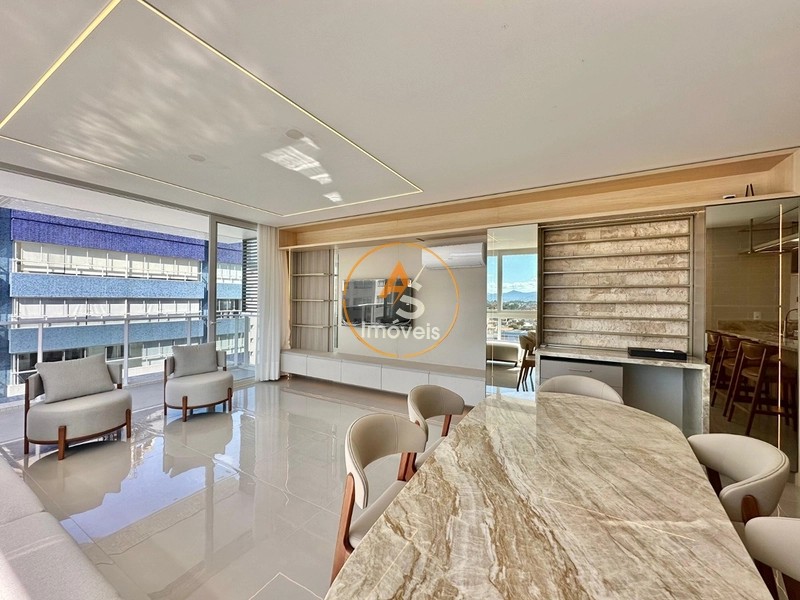 Amplo apartamento de esquina com VISTA MAR - MOBILIADO e DECORADO: 5ª foto da galeria de imagens do imóvel