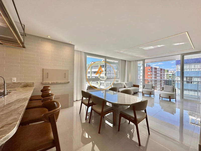 Amplo apartamento de esquina com VISTA MAR - MOBILIADO e DECORADO: 6ª foto da galeria de imagens do imóvel