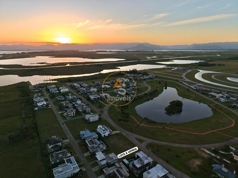 TERRENO Á VENDA!!!: 3ª foto da galeria de imagens do imóvel
