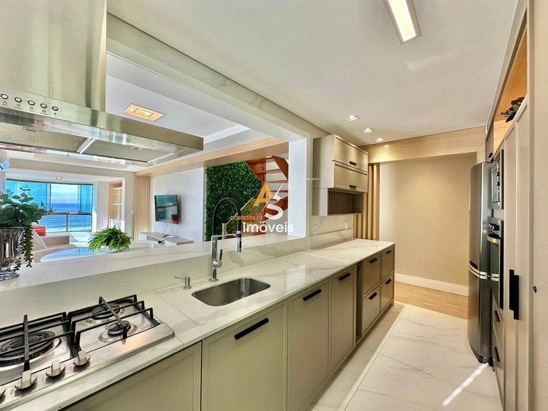 COBERTURA DUPLEX  VISTA ETERNA DO MAR FRENTE PARA PRAÇA: 10ª foto da galeria de imagens do imóvel