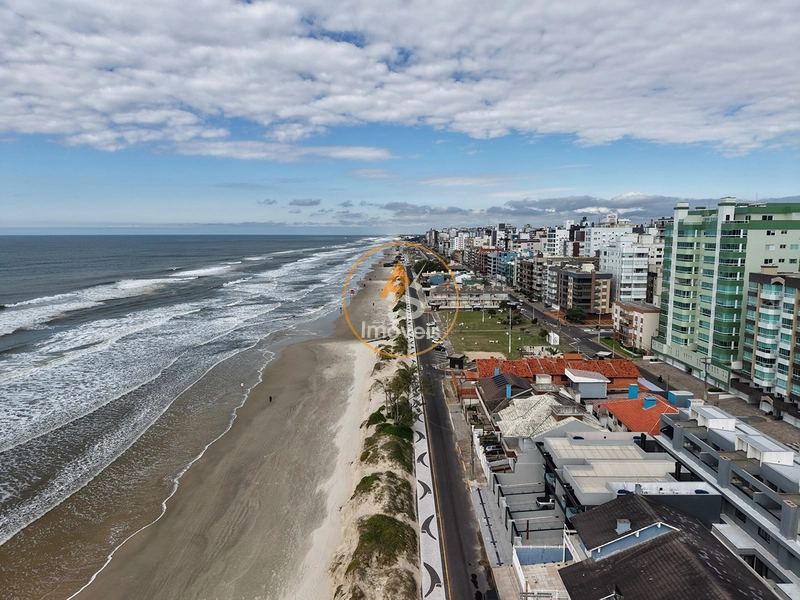 SOBRADO À BEIRA MAR  À VENDA EM CAPÃO DA CANOA : 29ª foto da galeria de imagens do imóvel