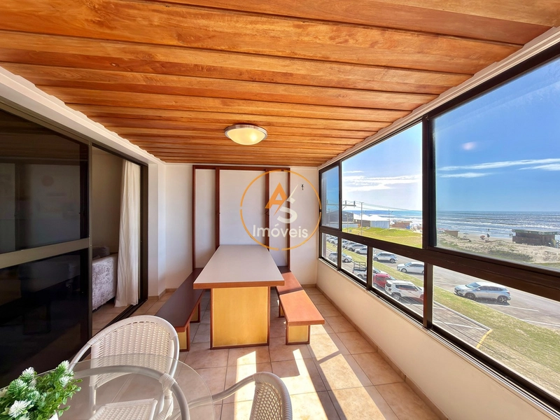 APARTAMENTO À VENDA BEIRA MAR/PRAÇA DO FAROL: 2ª foto da galeria de imagens do imóvel