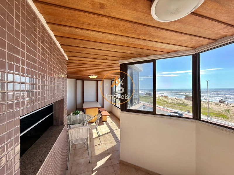 APARTAMENTO À VENDA BEIRA MAR/PRAÇA DO FAROL: 3ª foto da galeria de imagens do imóvel