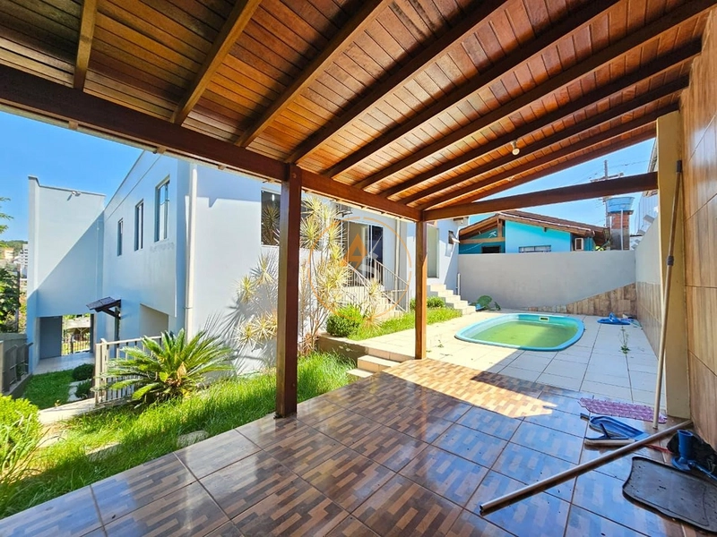 CASA DE 6 DORMITÓRIOS NA SERRA GAÚCHA!!!: 21ª foto da galeria de imagens do imóvel