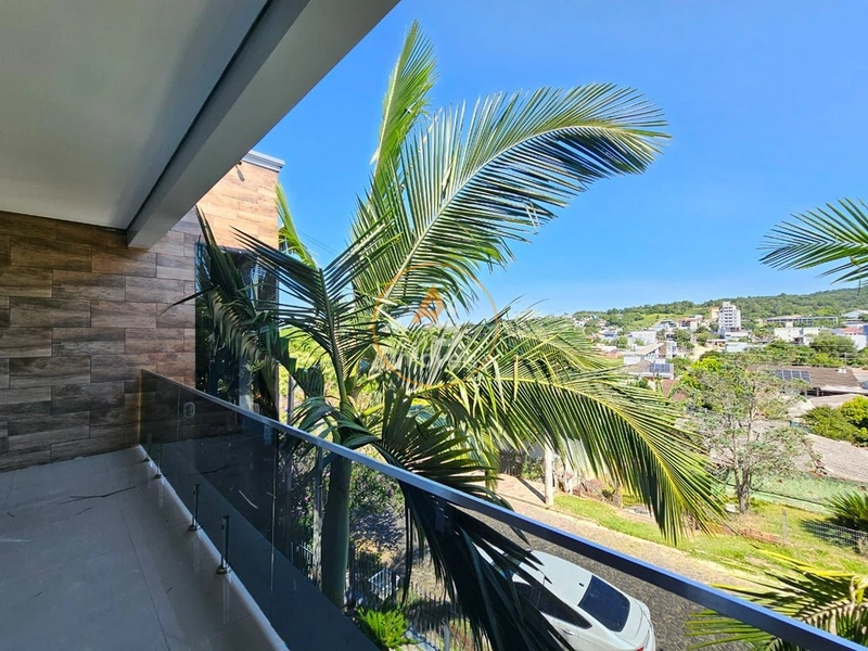 CASA DE 6 DORMITÓRIOS NA SERRA GAÚCHA!!!: 7ª foto da galeria de imagens do imóvel