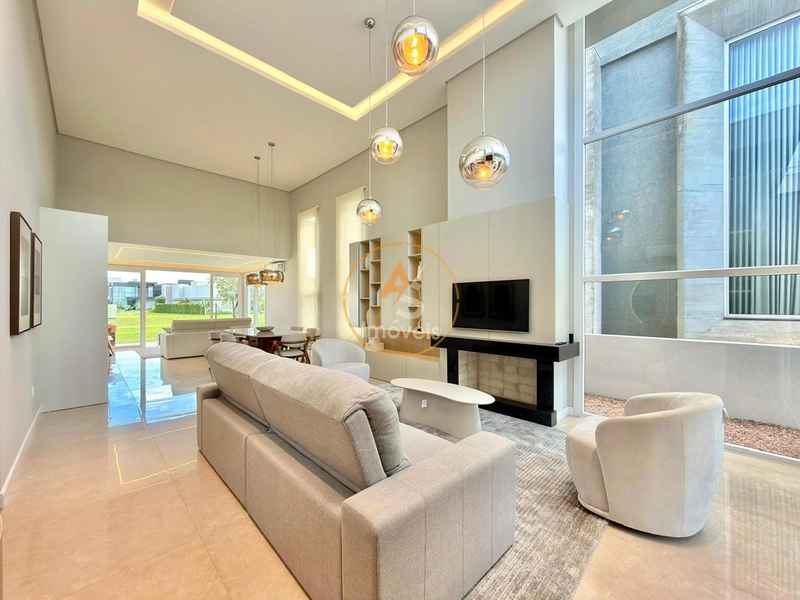 CASA DE LUXO EM CONDOMÍNIO!!!: 3ª foto da galeria de imagens do imóvel