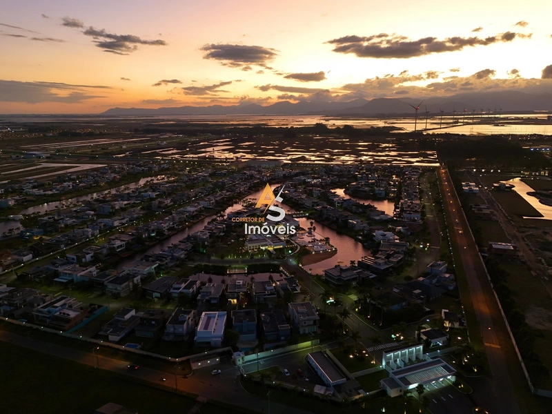 SOBRADO À VENDA  CONDOMÍNIO MALIBU BEIRA LAGO: 29ª foto da galeria de imagens do imóvel