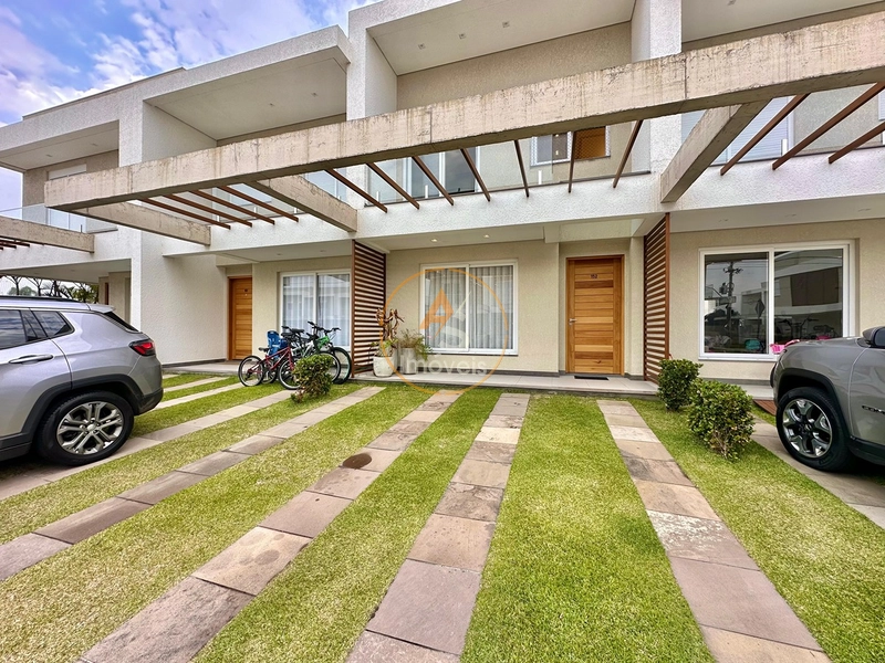 BELÍSSIMA CASA À VENDA EM CAPÃO DA CANOA!⁣!!: 2ª foto da galeria de imagens do imóvel