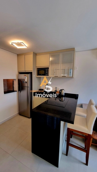 EXCELENTE APARTAMENTO DE 1 SUÍTE FINAMENTE MOBILIAD E DECORADO!!!: 3ª foto da galeria de imagens do imóvel