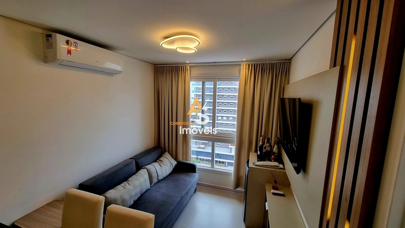 EXCELENTE APARTAMENTO DE 1 SUÍTE FINAMENTE MOBILIAD E DECORADO!!!: 1ª foto da galeria de imagens do imóvel