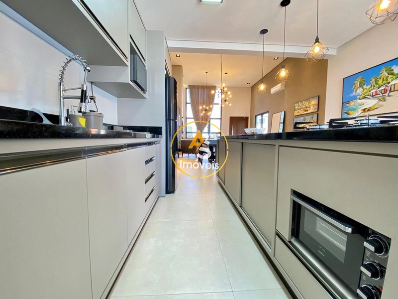 EXCELENTE RESIDÊNCIA NO CONDOMÍNIO BLUE: 9ª foto da galeria de imagens do imóvel