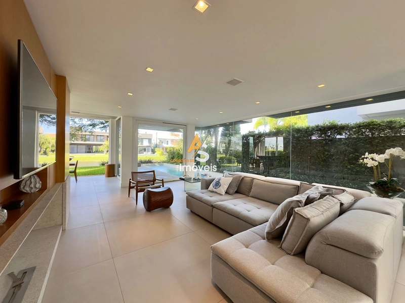 VENDO CASA BEIRA LAGO COND. ENSEADA LAGOS: 21ª foto da galeria de imagens do imóvel