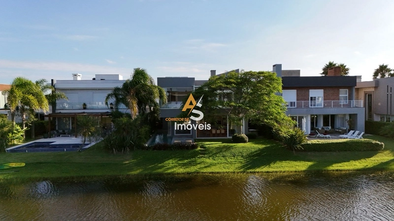 VENDO CASA BEIRA LAGO COND. ENSEADA LAGOS: 2ª foto da galeria de imagens do imóvel