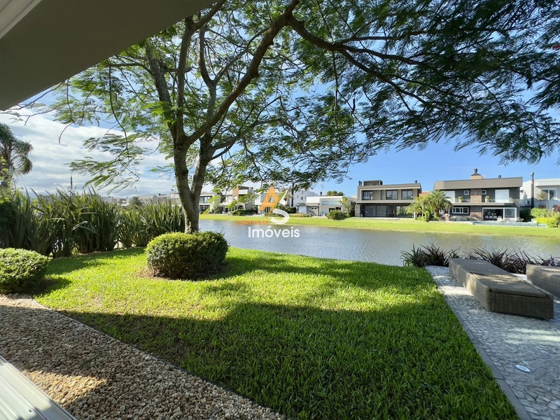 VENDO CASA BEIRA LAGO COND. ENSEADA LAGOS: 33ª foto da galeria de imagens do imóvel