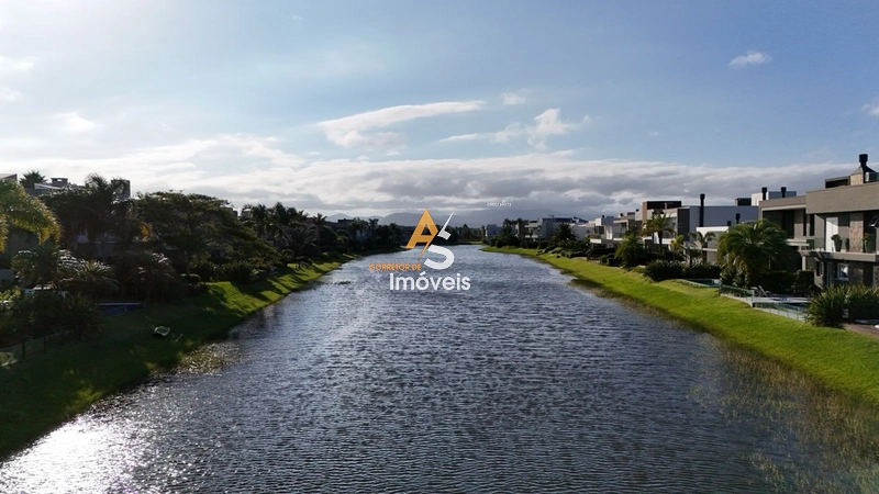 VENDO CASA BEIRA LAGO COND. ENSEADA LAGOS: 4ª foto da galeria de imagens do imóvel