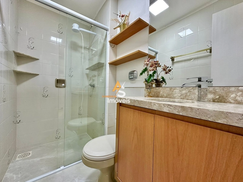 APARTAMENTO À VENDA A POUCOS METROS DO MAR: 7ª foto da galeria de imagens do imóvel