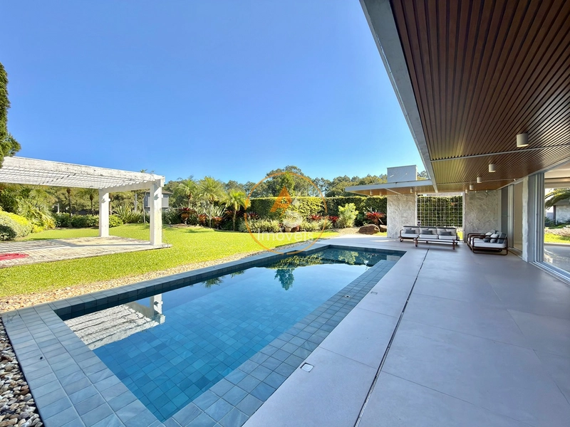 CASA À VENDA EM ATLÂNTIDA! 5 SUÍTES • 509 M² • LOTE DE ESQUINA: 25ª foto da galeria de imagens do imóvel
