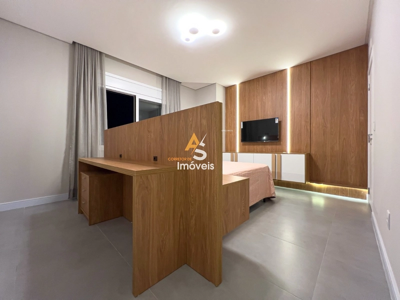 CASA COM 4 SUÍTES FINAMENTE DECORADA!: 55ª foto da galeria de imagens do imóvel