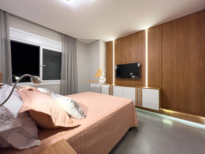 CASA COM 4 SUÍTES FINAMENTE DECORADA!: 56ª foto da galeria de imagens do imóvel