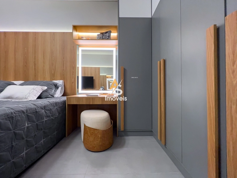 CASA COM 4 SUÍTES FINAMENTE DECORADA!: 43ª foto da galeria de imagens do imóvel