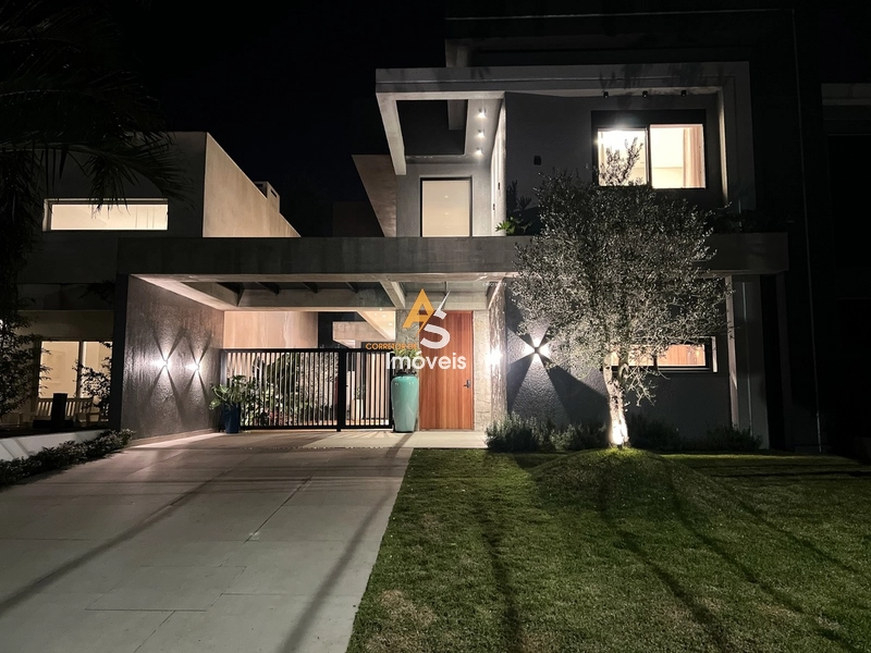 CASA COM 4 SUÍTES FINAMENTE DECORADA!: 68ª foto da galeria de imagens do imóvel