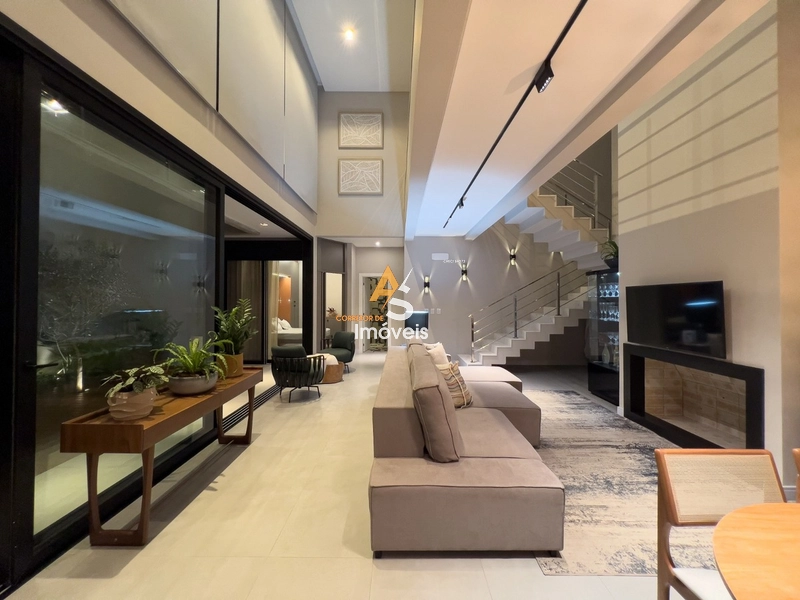 CASA COM 4 SUÍTES FINAMENTE DECORADA!: 24ª foto da galeria de imagens do imóvel