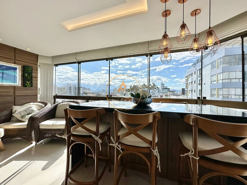 APARTAMENTO COM INFRA E VISTA PARA O MAR, JUNTO A PRAÇA DO FAROL : 6ª foto da galeria de imagens do imóvel