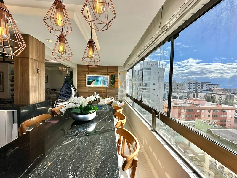APARTAMENTO COM INFRA E VISTA PARA O MAR, JUNTO A PRAÇA DO FAROL : 4ª foto da galeria de imagens do imóvel