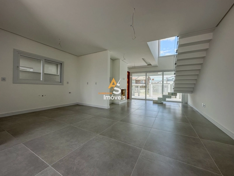 SOBRADO A 03 QUADRAS DO MAR EM CAPÃO DA CANOA À VENDA!!!: 27ª foto da galeria de imagens do imóvel