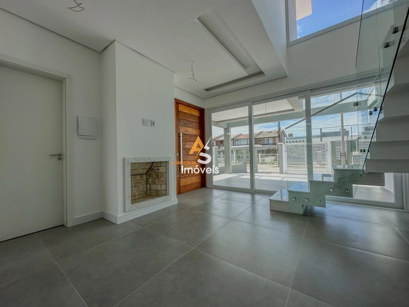 SOBRADO A 03 QUADRAS DO MAR EM CAPÃO DA CANOA À VENDA!!!: 13ª foto da galeria de imagens do imóvel