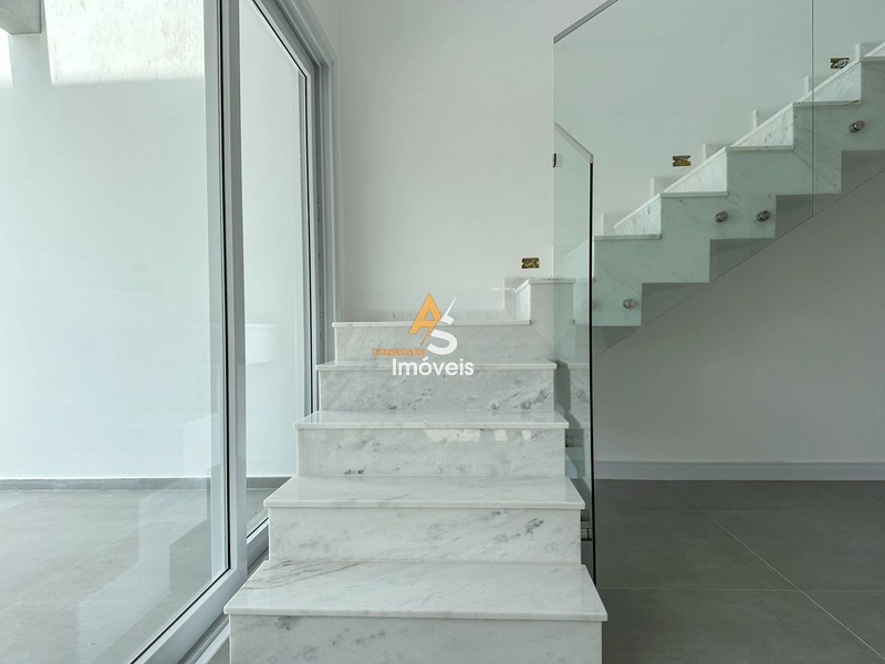 SOBRADO A 03 QUADRAS DO MAR EM CAPÃO DA CANOA À VENDA!!!: 8ª foto da galeria de imagens do imóvel